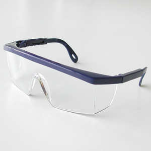 SKYDDSGLASÖGON KLAR 9204